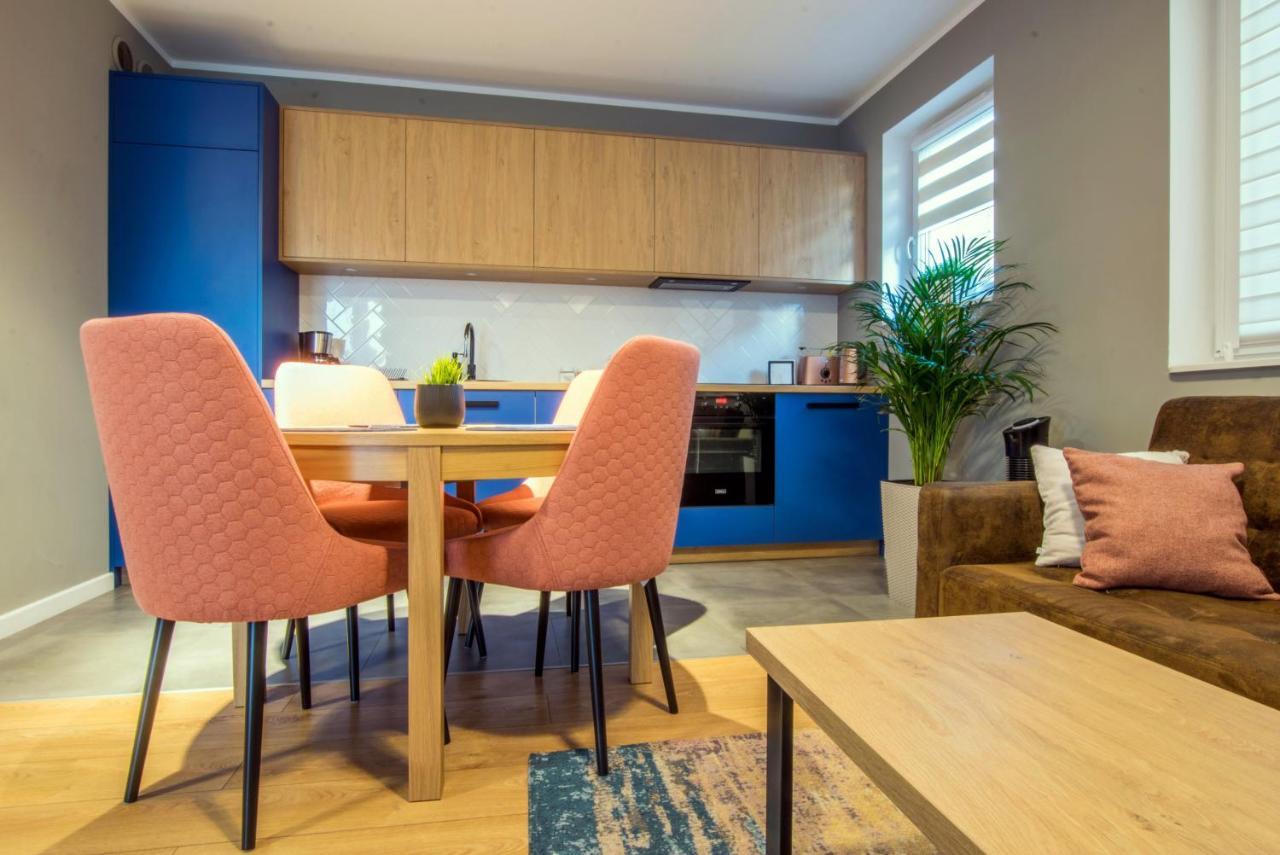 W&K Apartments - Blue Suite - Faktura Vat, Parking 科沙林 外观 照片